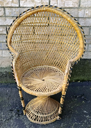 Vtg child size rattan - child,